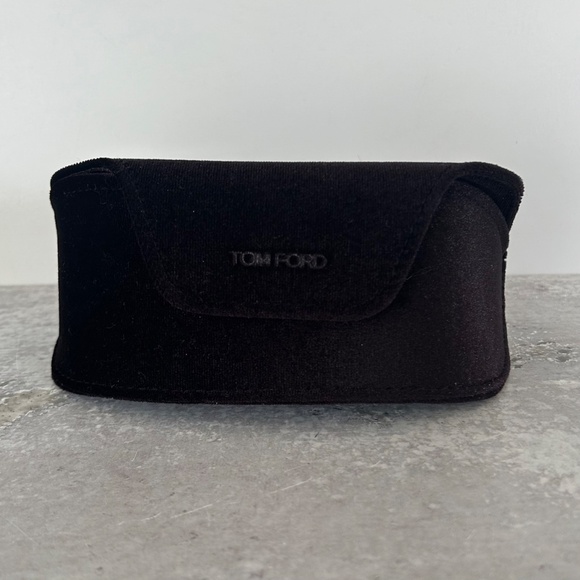 TOM FORD Designer Luxe Eyeglasses Soft Case main image 4